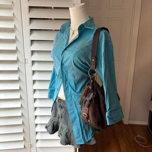 Turquoise embroidered button-up top • *